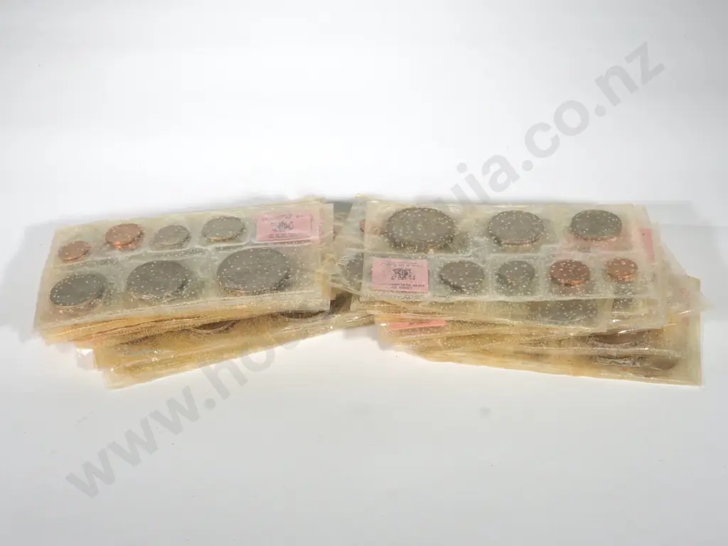 50 New Zealand 1967 First Decimal Pink-Label UNC Coin Sets: Total CV $600 NZD Image 1++