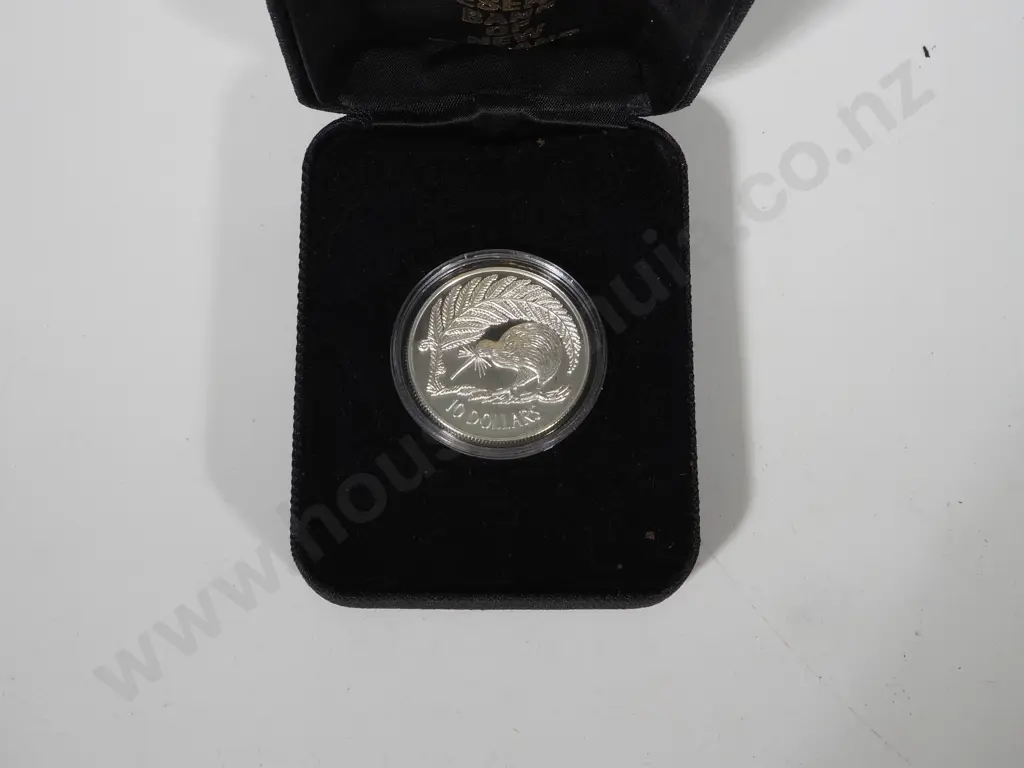 Three New Zealand 1998 Kiwi Silver Proof $10: total CV $510 NZD Image 1++