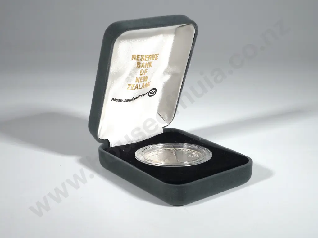 New Zealand 2003 Sterling Silver Americas Cup Five Dollar Cased Coin Image 1++