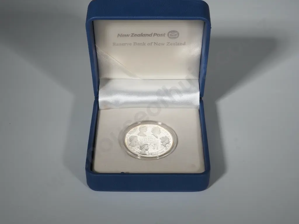 New Zealand 2013 Diamond Jubilee Silver Proof Coin Image 1++