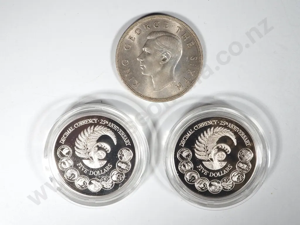 Two New Zealand 1992 Commemorative Proof Sterling Silver $5 Coins & 1949 Crown Image 1++