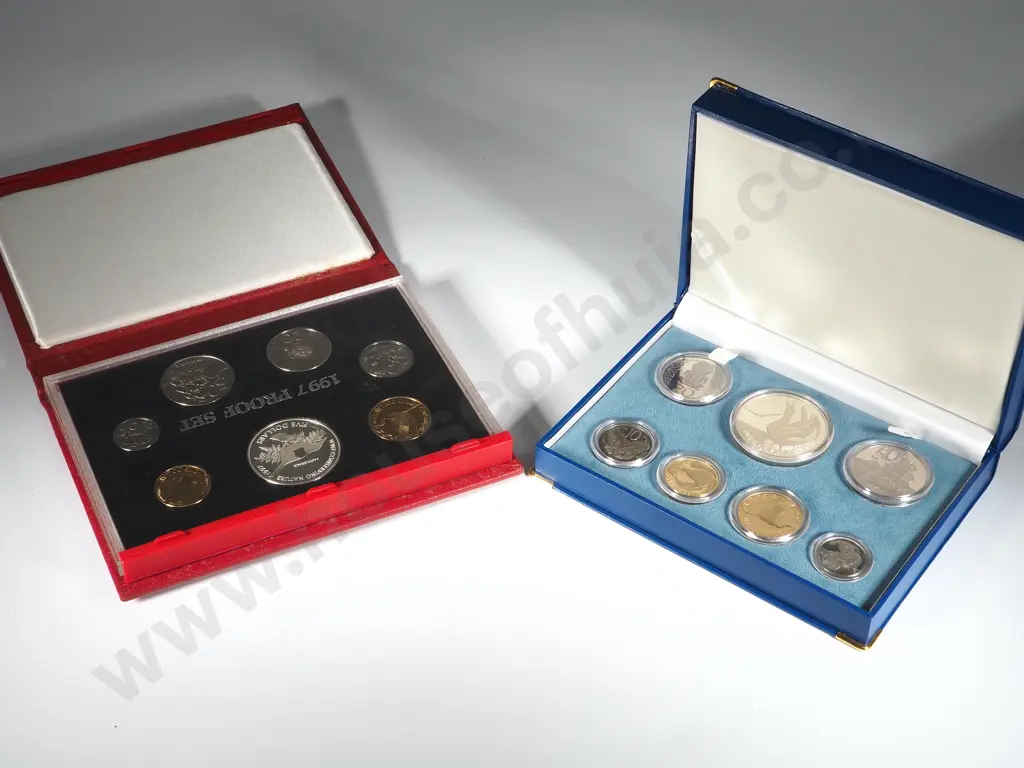 Two New Zealand Proof Sets: 1997 Saddleback & 1998 Albatross. Total CV $235 NZD Image 1++