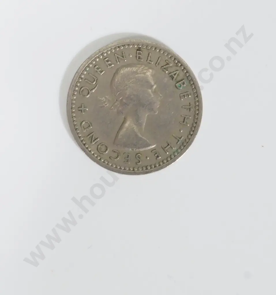 43 New Zealand 1956 No Shoulder Strap Variety Threepence Coins: Total CV $340+ Image 1++