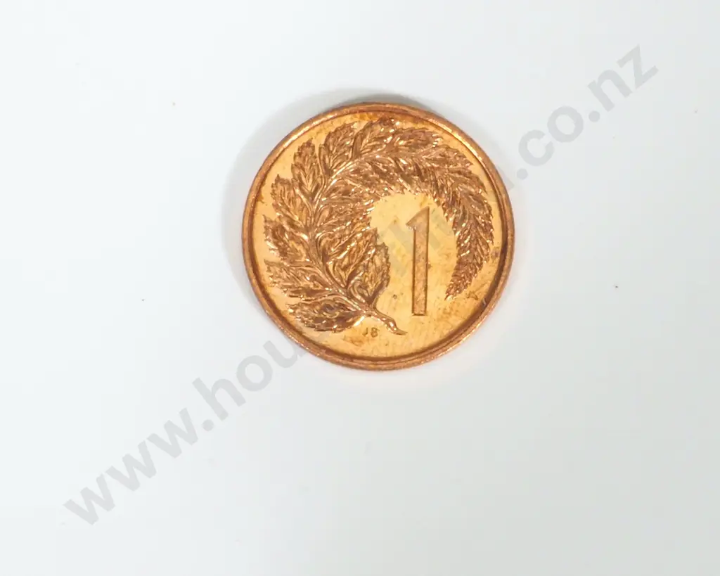 500 New Zealand 1 & 2 Cent Coins (approx.)  Total CV $1500 Image 1++
