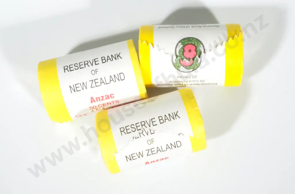 Two New Zealand 2015 Anzac 2018 Armistice Coin Rolls: Total CV $295 Image 1++