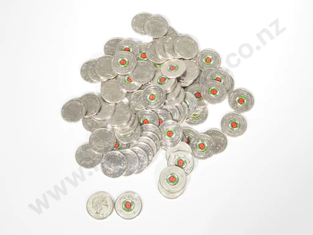 82 New Zealand Loose 2018 Armistice F - UNC 50 Cent Coins F - UN Image 1++