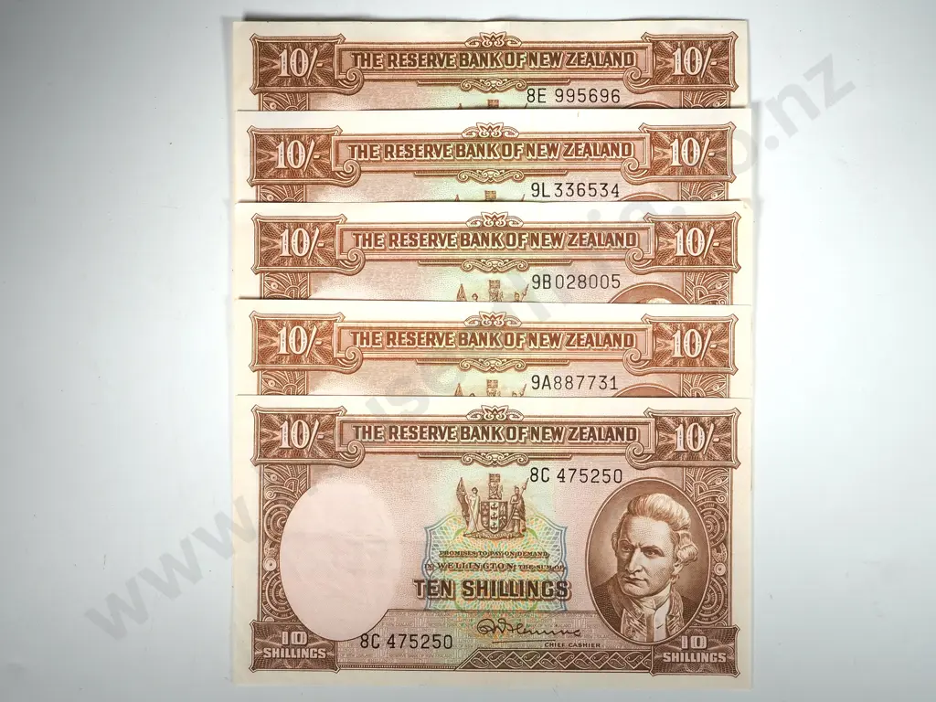 Five New Zealand Fleming Banknotes in Better Grades Image 1++