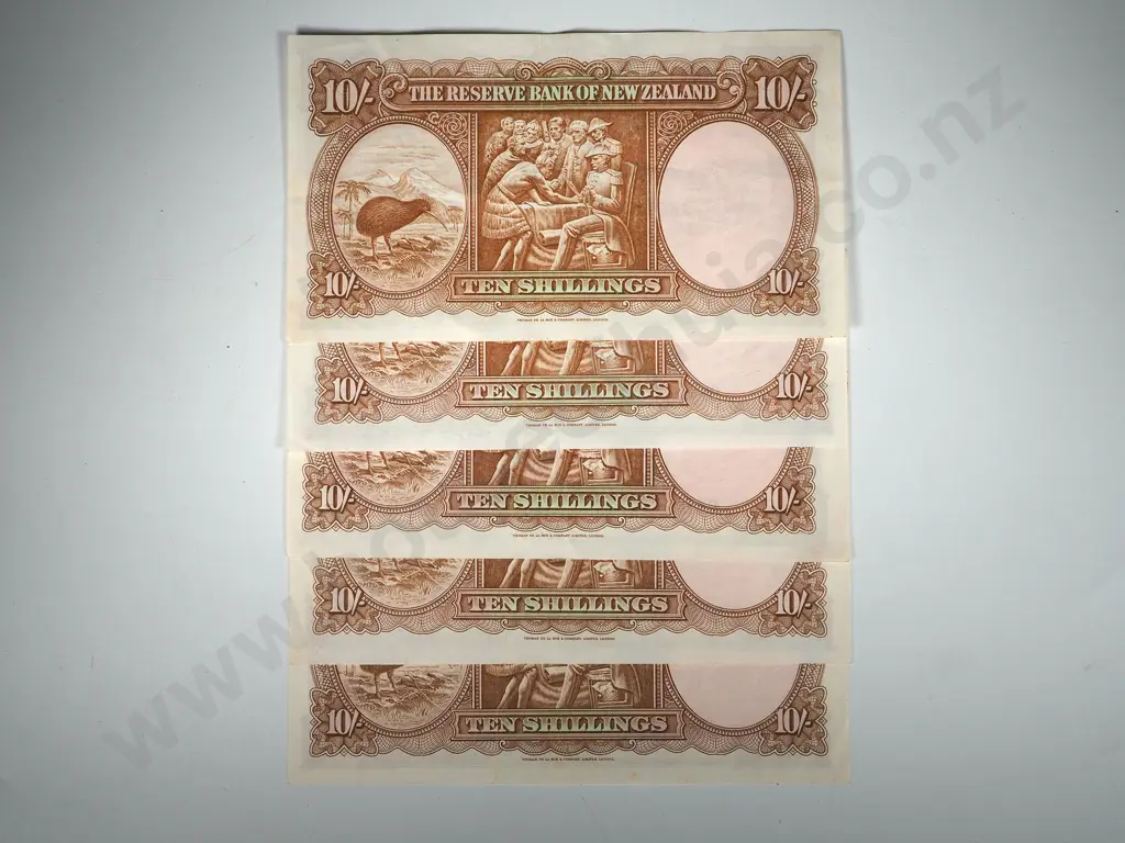Five New Zealand Fleming Banknotes in Better Grades Image 1++