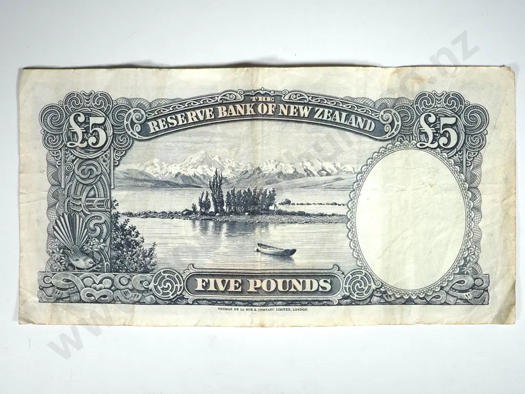Fleming Five Pound Bank Note Creased  Image 1++