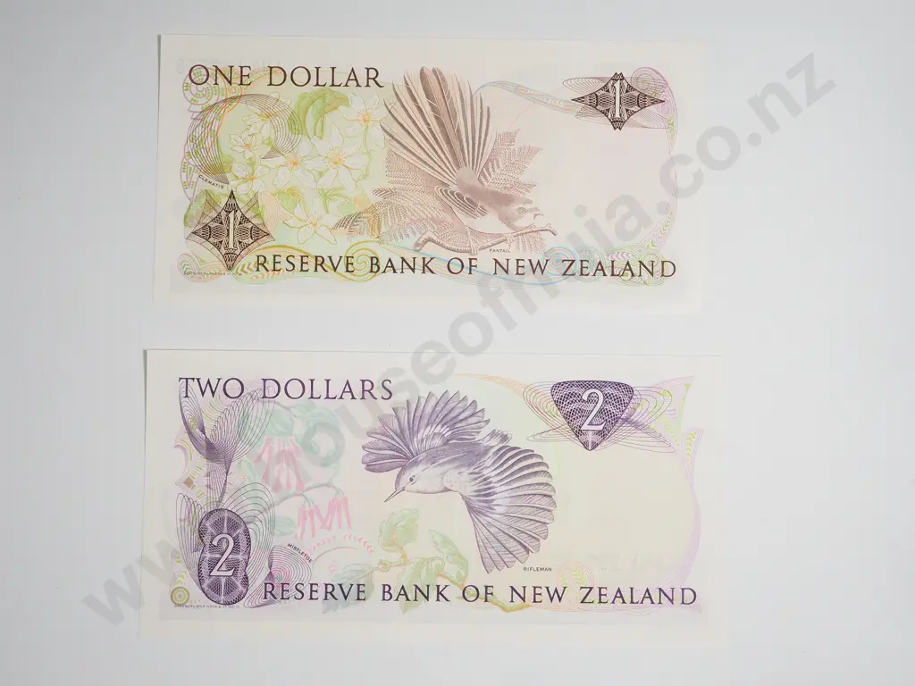 New Zealand UNC $1 & $2 Brash Banknotes Image 1++