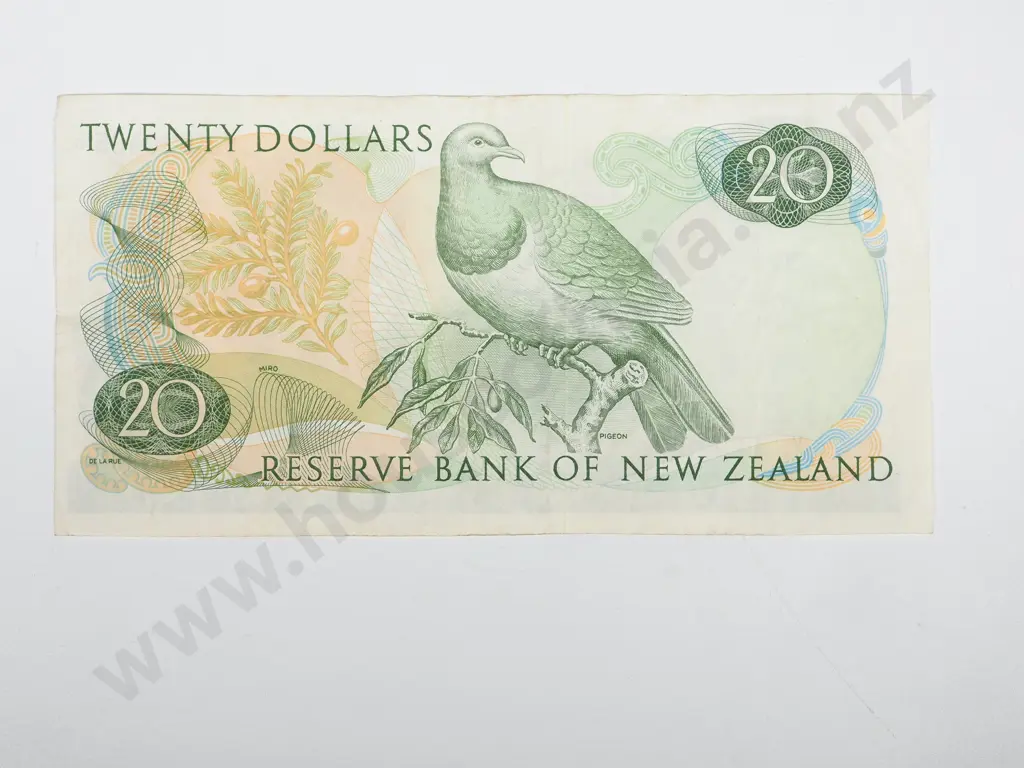 New Zealand VF $20 Wilkes Star Note: CV $350 Image 1++