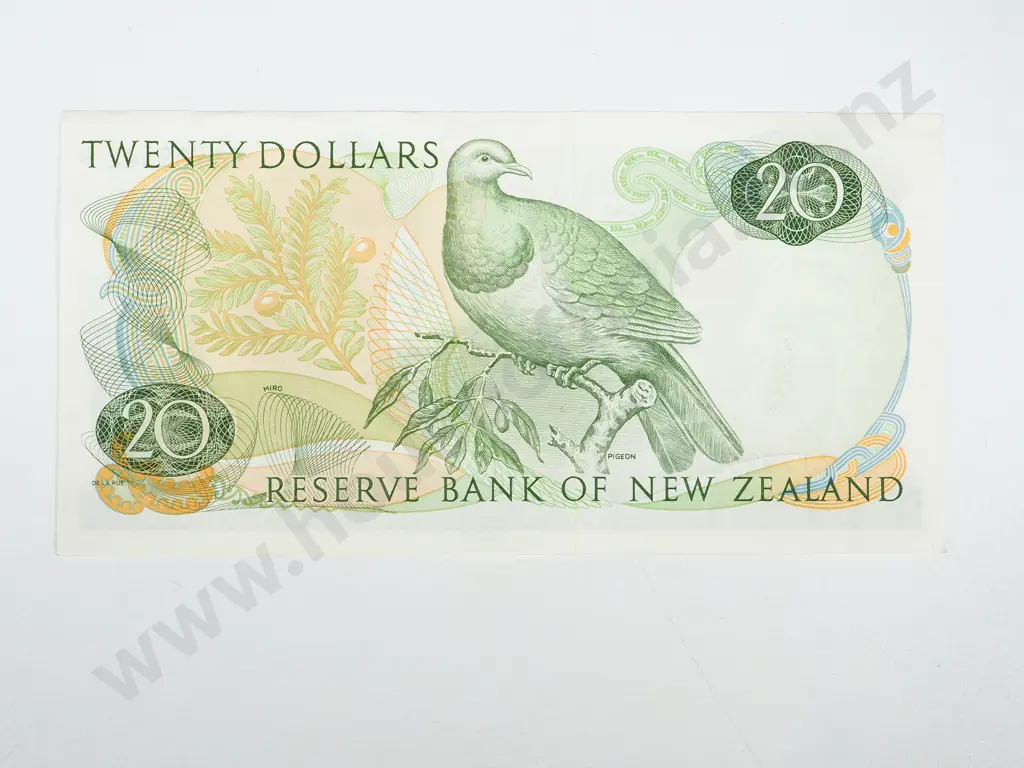 New Zealand EF $20 Star Note Hardie : CV $120 Image 1++