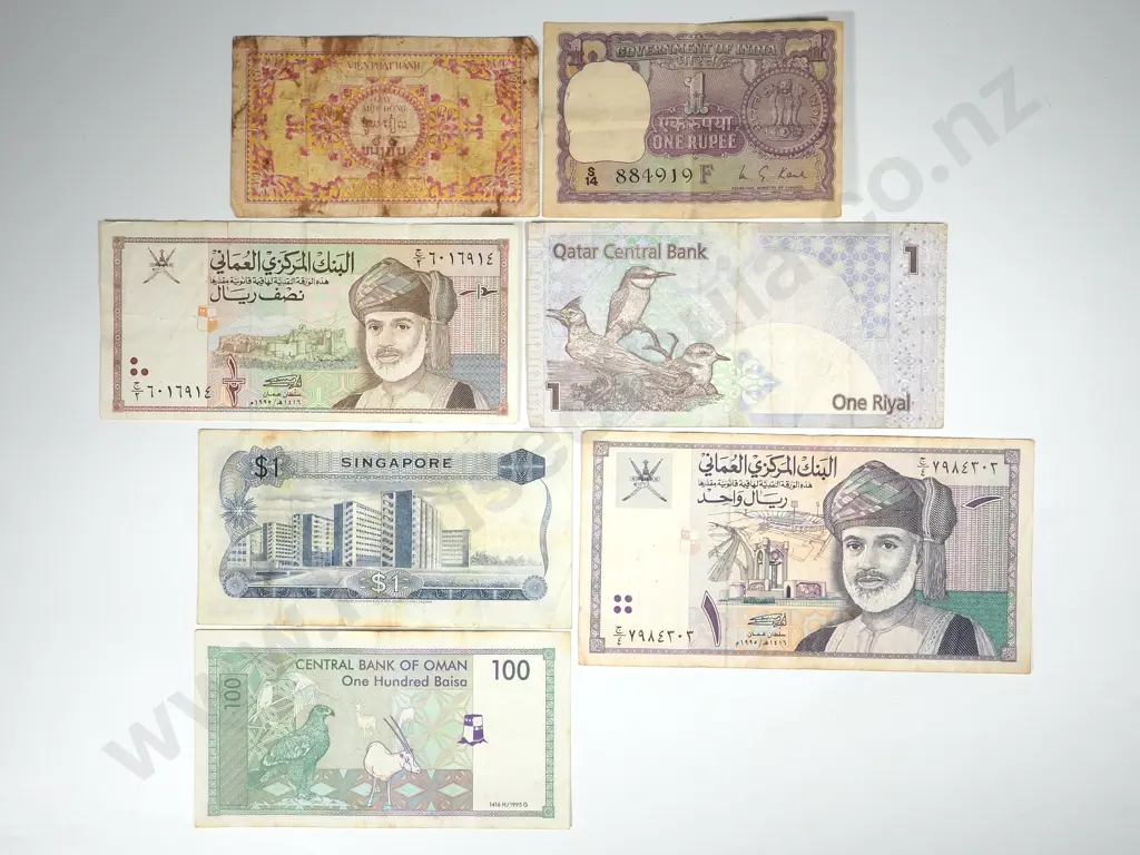 Collection of Foreign Banknotes Image 1++