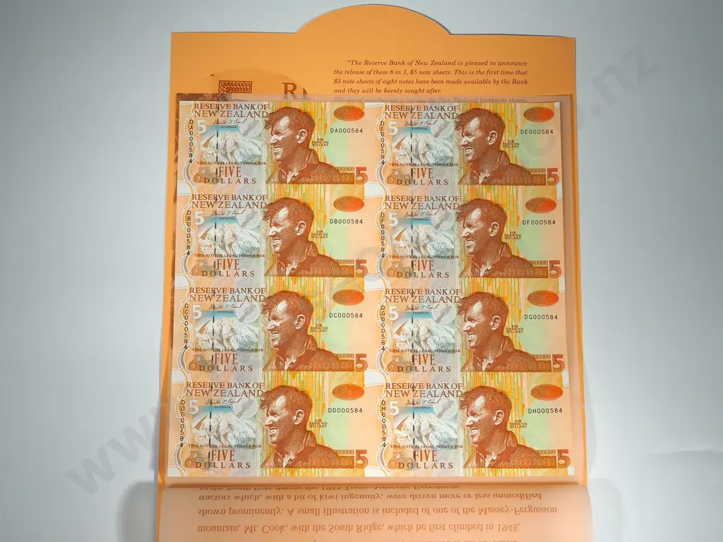 New Zealand Presentation Uncut Sheet of Eight Brash Five Dollar Notes: 1993-1999 Image 1++