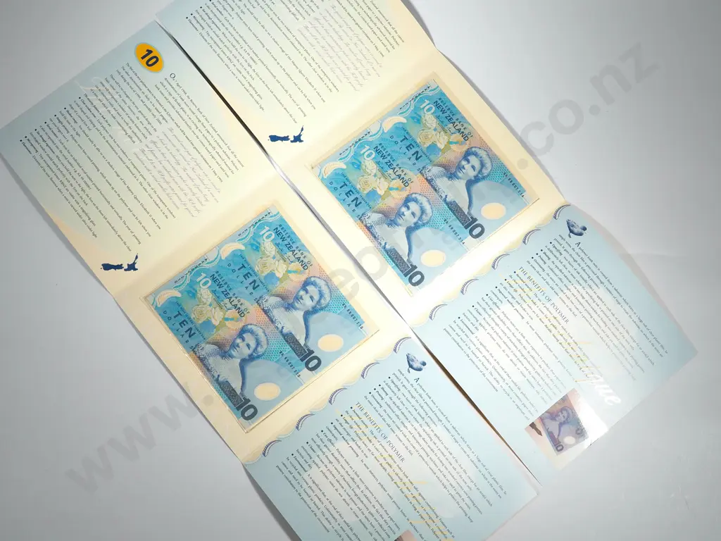 Two New Zealand Uncut Sheets of Two Ten Dollar Notes in 1999 Presentation Pack Image 1++