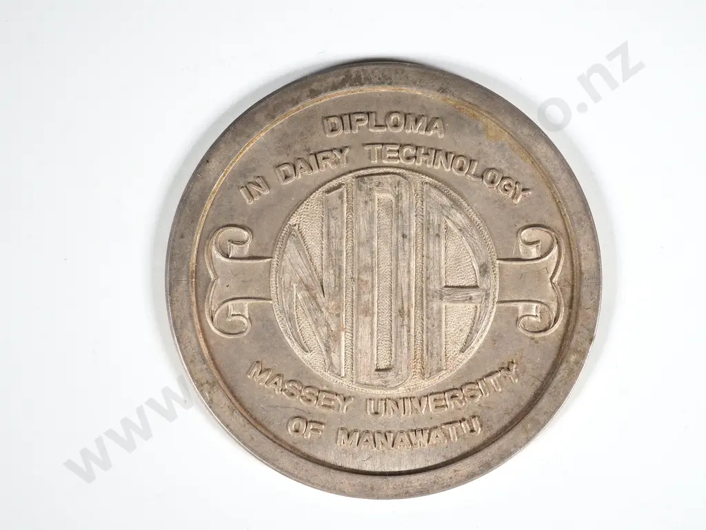 New Zealand Massey University "Diploma in Dairy Technologies" in Sterling Silver Image 1++