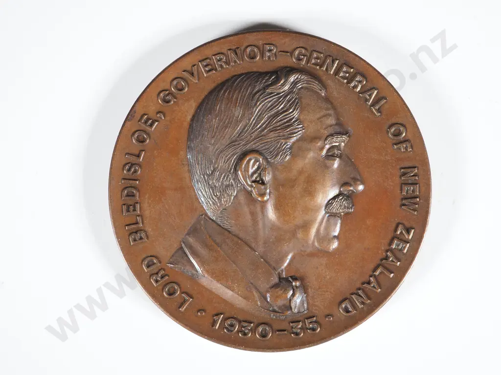 Important New Zealand 1935 Waitangi Commemorative New Zealand Numismatic Society Medal Image 1++