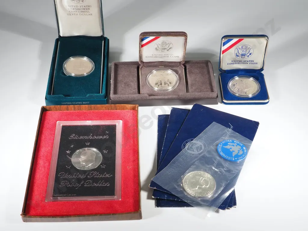 USA: Three 1971 Silver One Dollar Coins. Image 1++