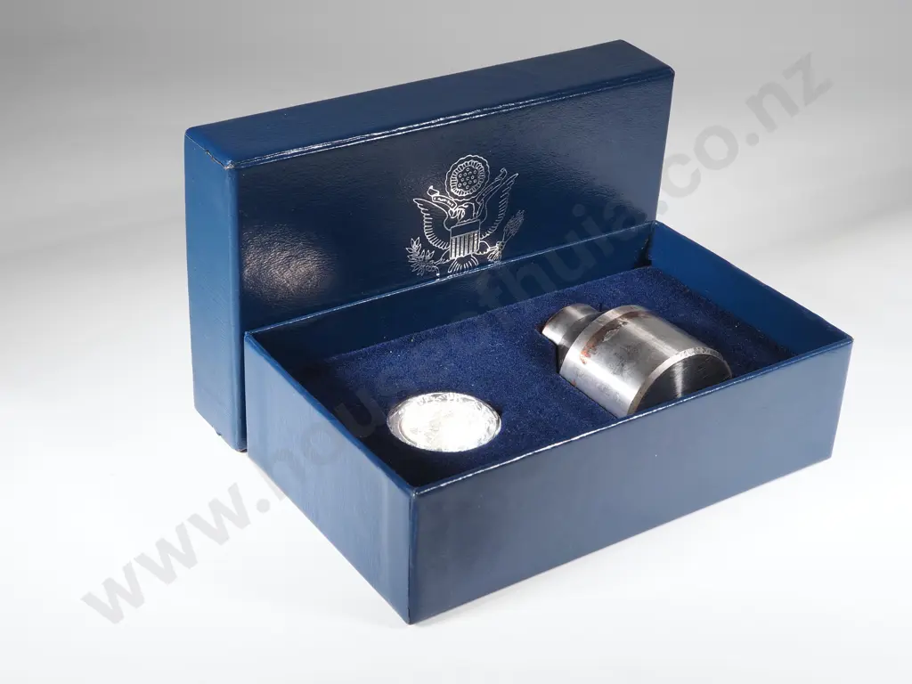 USA: Collection of Proof and Mint Sets Image 1++