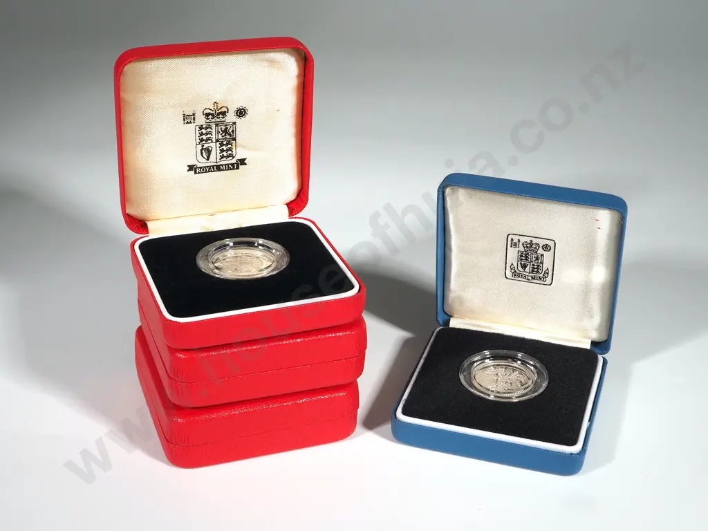 Great Britain:  4 Sterling Silver Piedfort One Pound Coins Image 1++