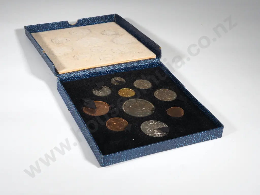 Great Britain: 1951 Ten Coin Proof Set: C.V. GBP 235 ( NZD $510 ) Image 1++