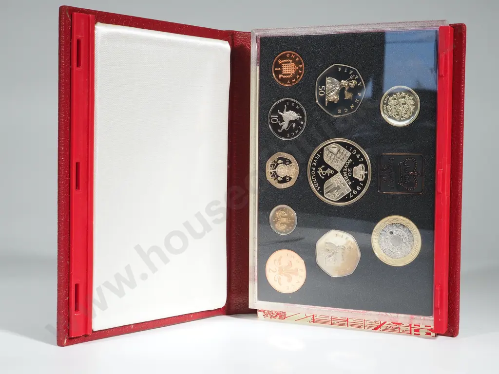 Great Britain: 10 Proof Sets: Combined C.V. GBP 345 ( NZD $750 ) Image 1++