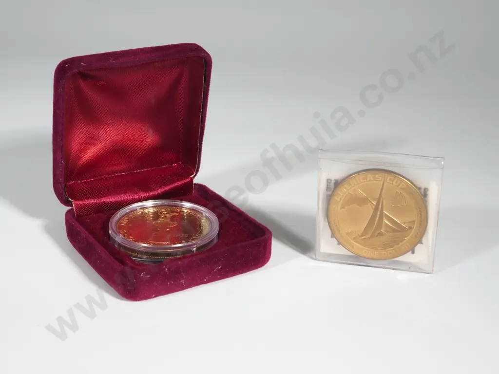 American Samoa: 1988 Dollar Coin in Original Flip UNC; 1988 Dollar Proof in Plush Case. Combined C.V. US $50 (NZD $90) Image 1++