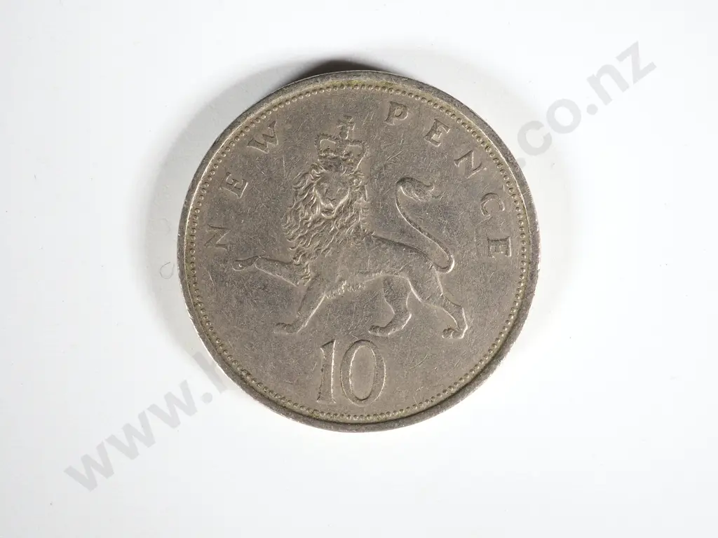 415 United Kingdom Five Pence Coins 1968 to 1989 and 1145 x Ten Pence Coins 1968 to 1992: NZD Equivalent $295 Image 1++