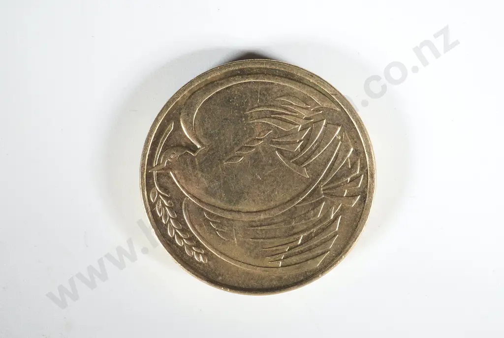 33 United Kingdom Nickel Brass Two Pounds Coins 1986 to 1996 & 31 x Bi-metallic Two pounds Coins 1997 onwards: NZD $280 Image 1++