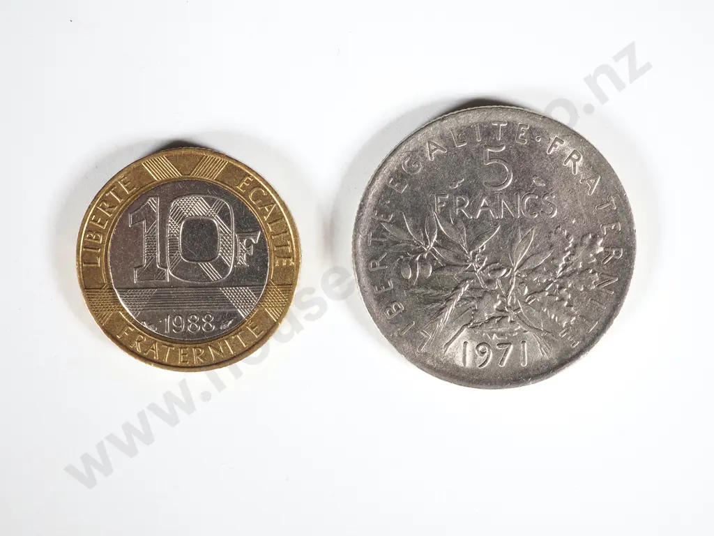 France Currency Coins - Face Value of 2075 Francs Image 1++