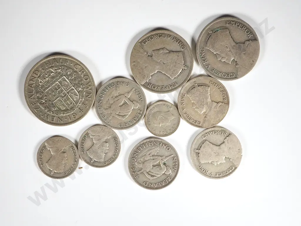 Collection of 50% Silver Pre Decimal New Zealand Coinage Image 1++