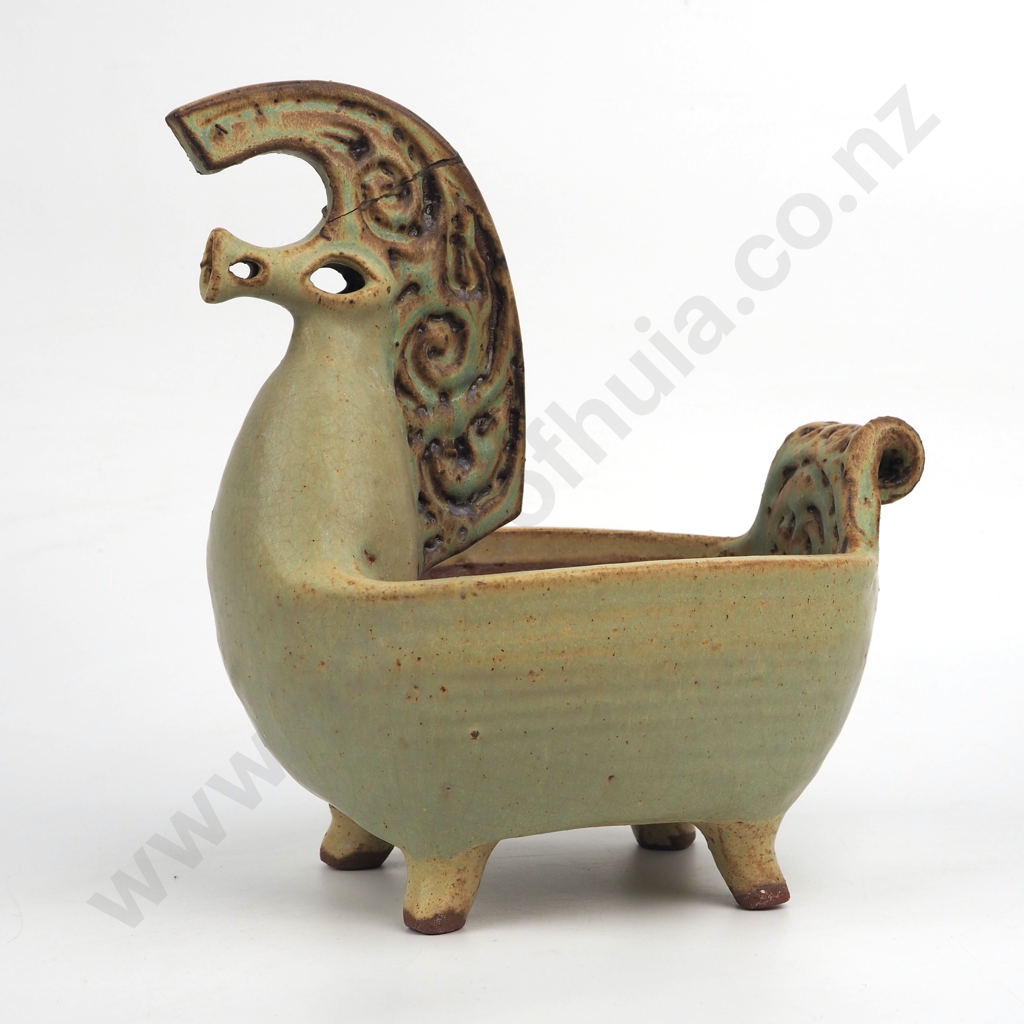 Juliette Peter. Trojan Horse Pottery Pot A/F. Image 1++
