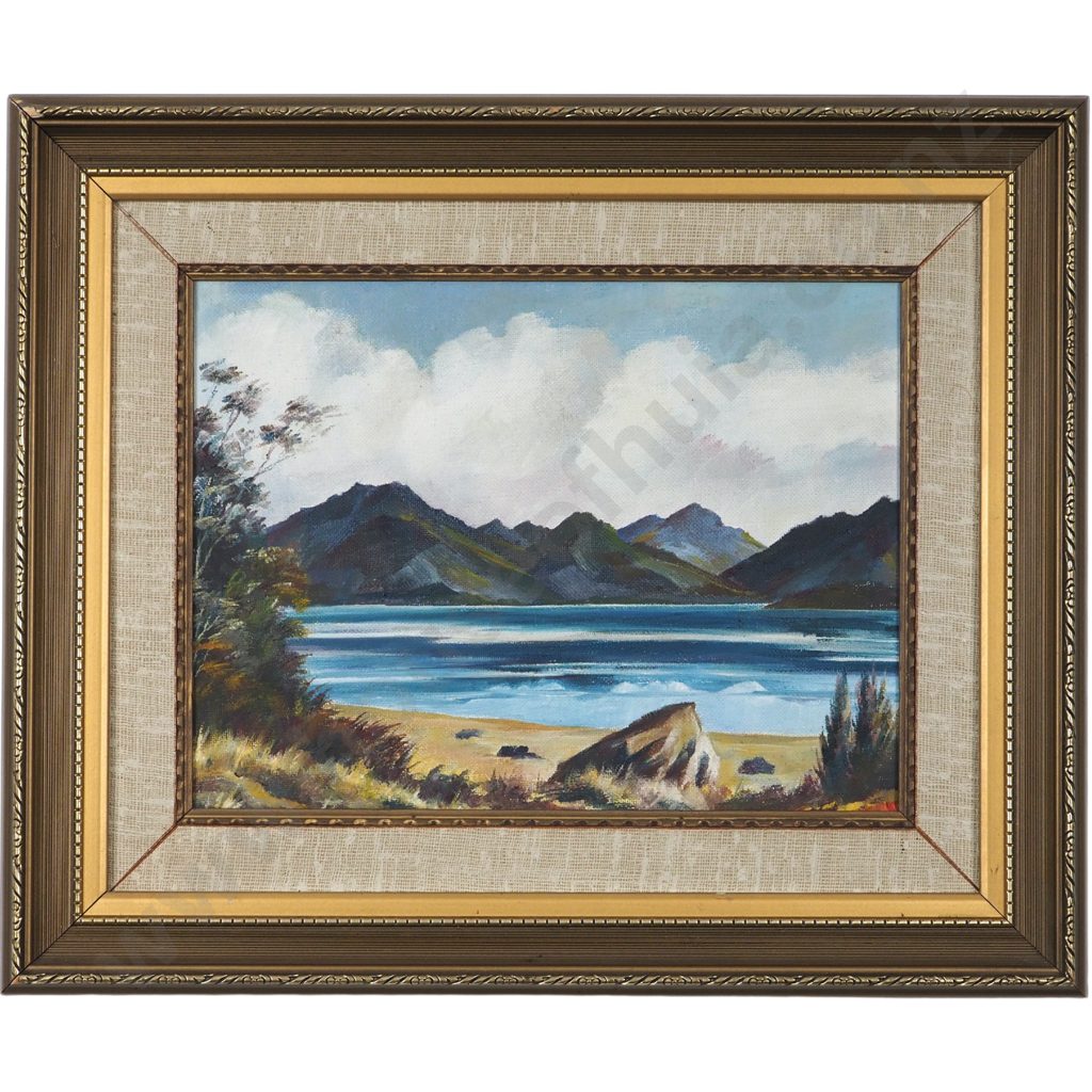 Lake Manapouri. Image 1++