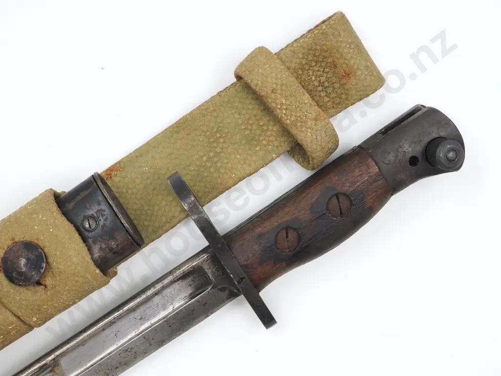 Jungle Carbine Lee Enfield No 5 Mk1 Bayonet w Black Metal Scabbard & Khaki Webbing Frog Image 1++