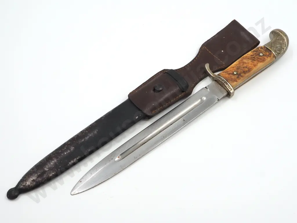 WW2 Swedish Bone Handled Fighting Knife in Scabbard  Image 1++