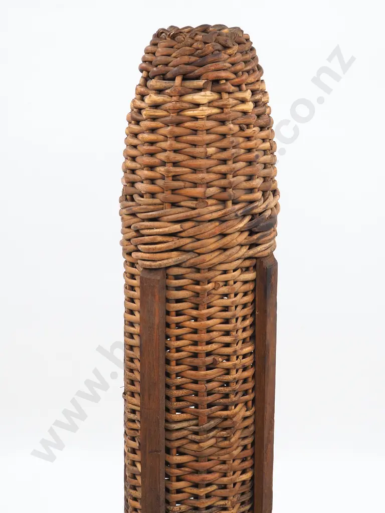 WW1 New Zealand 18 PDR Wicker Carry Case  Image 1++