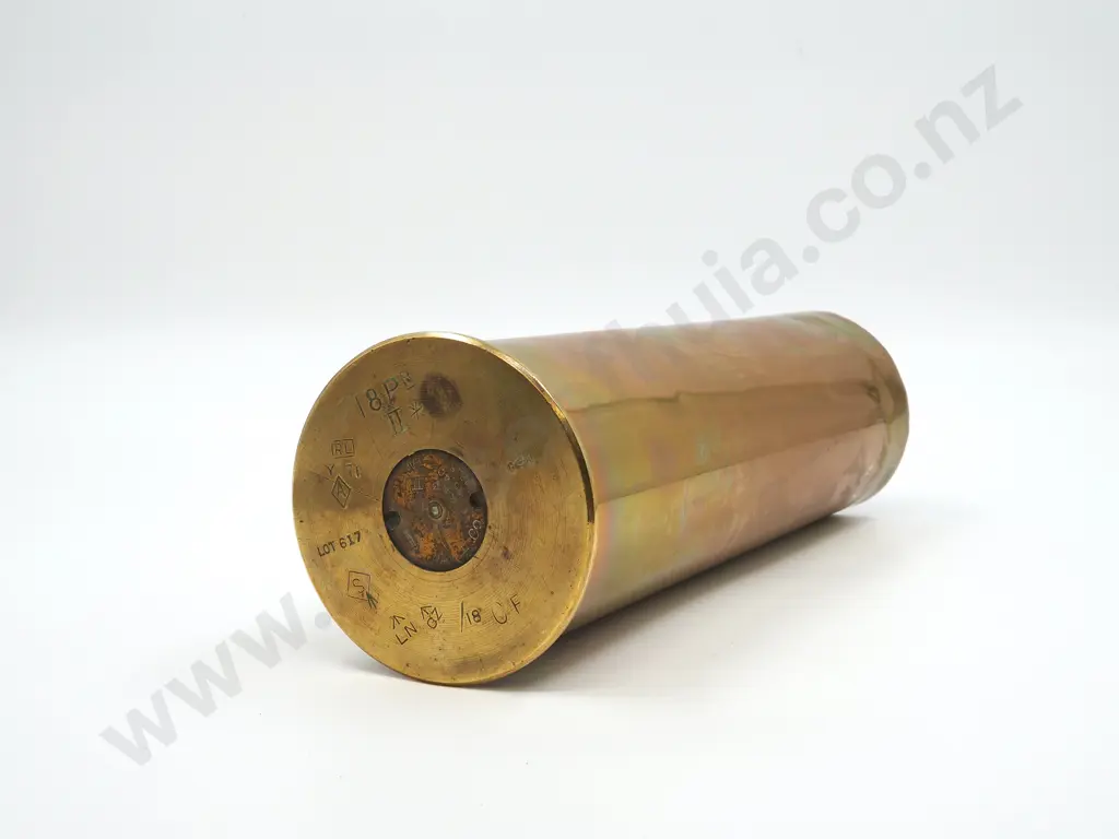 1918 Made / October 1940 Reloaded 18 PDR Shell MKII* Image 1++