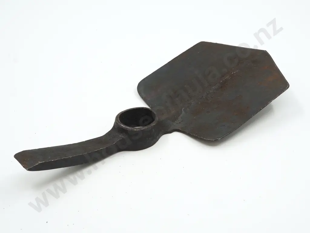 WW2 Trenching Tool Head - No Handle  Image 1++