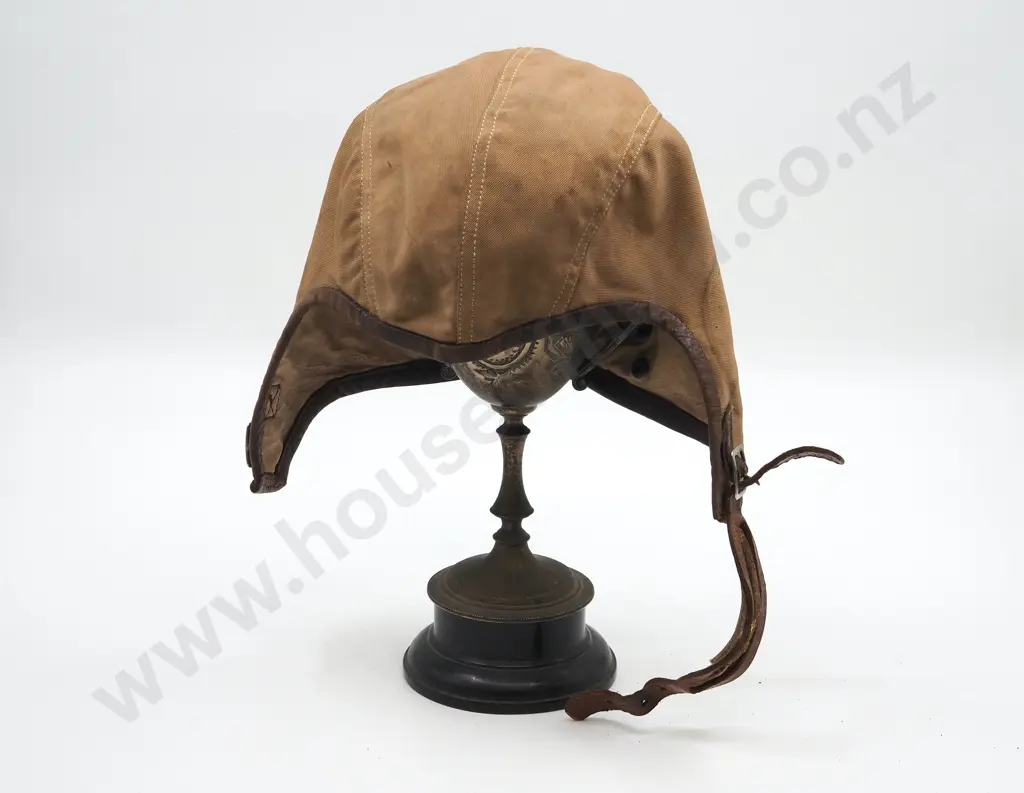WW2 Flying Helmet - Possibly American Image 1++