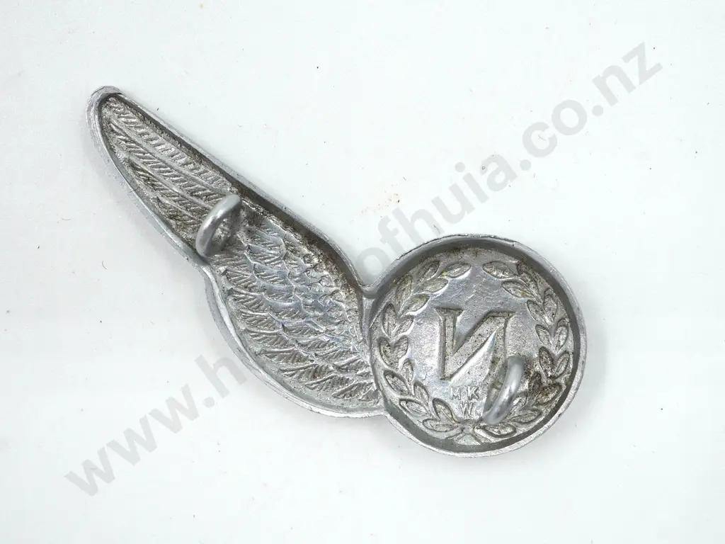 WW2 Pacific Navigator Metal Brevet Brevet: NZ Made Mayer & Keane Image 1++