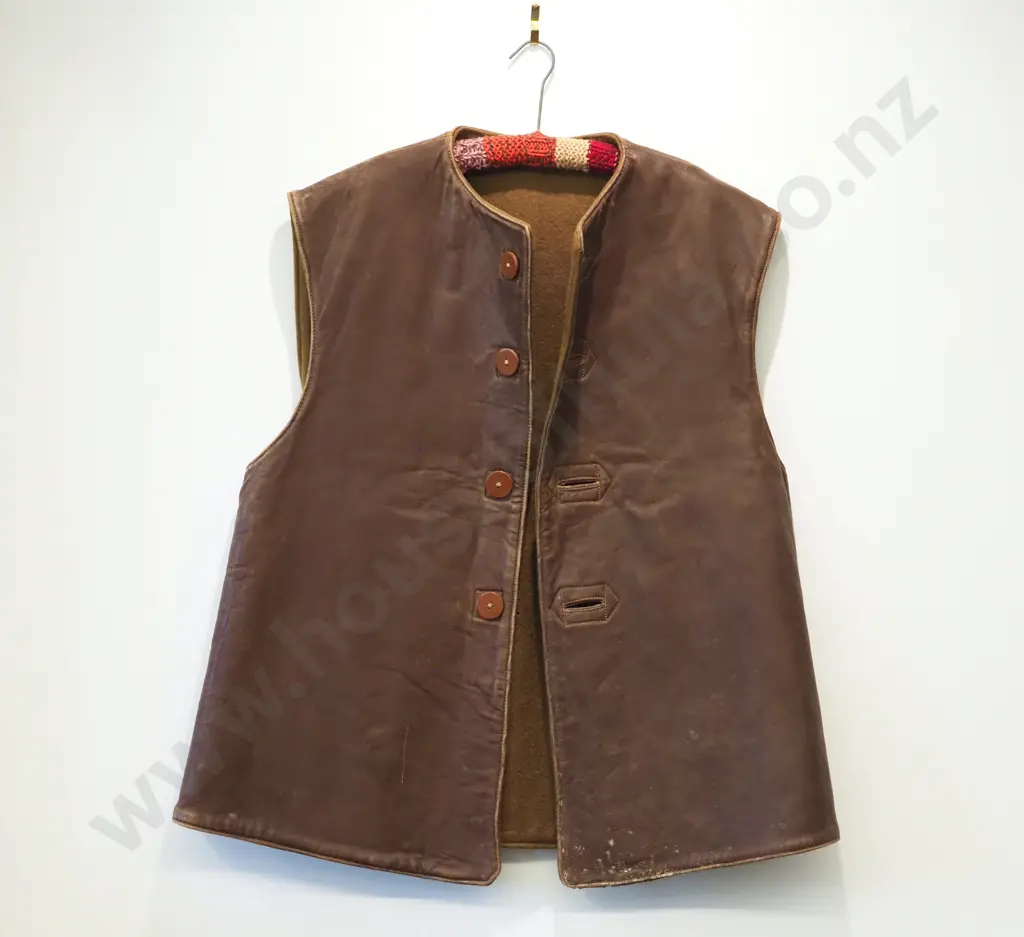 WW2 1945 Dated Army Leather Vest: Breast Size 37-43 Image 1++