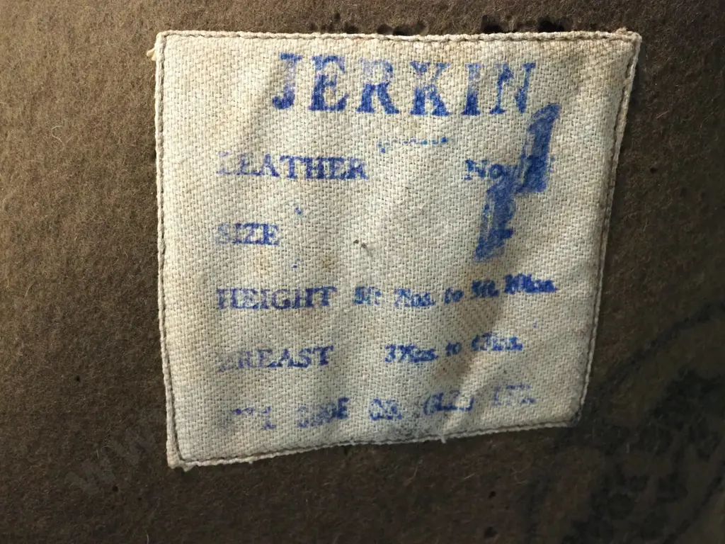 WW2 1945 Dated Army Leather Vest: Breast Size 37-43 Image 1++