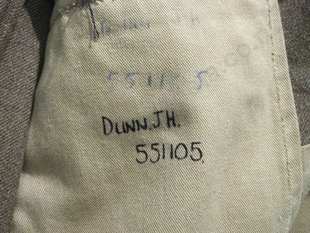 1946 Dated Lt Col Battle Dress & Trousers Dated 1943 Image 1++