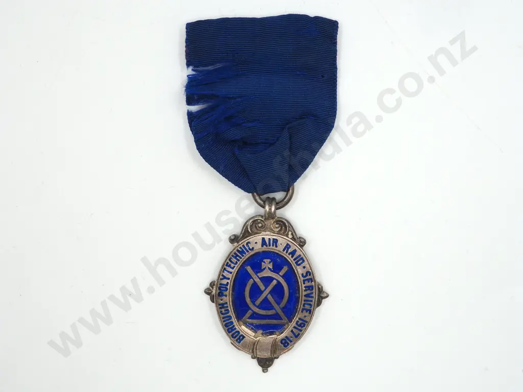 Air Raid Service Medal Sil 1917-18 to Mabel Martin Image 1++
