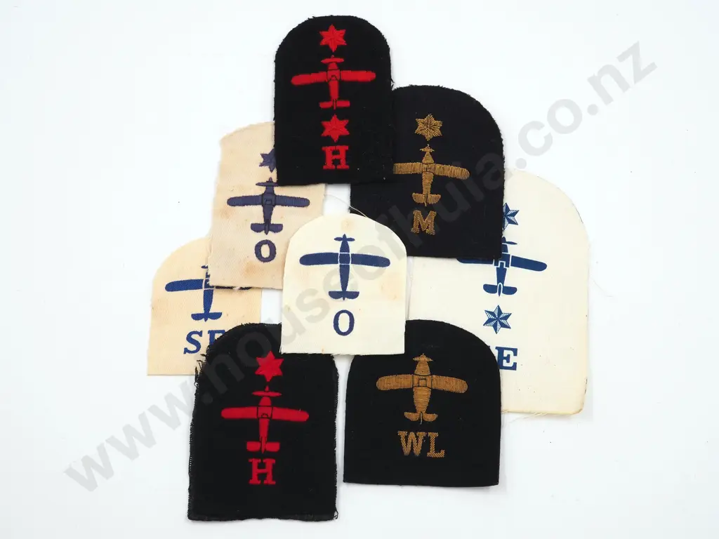 Assorted lot of Naval Patches  Image 1++