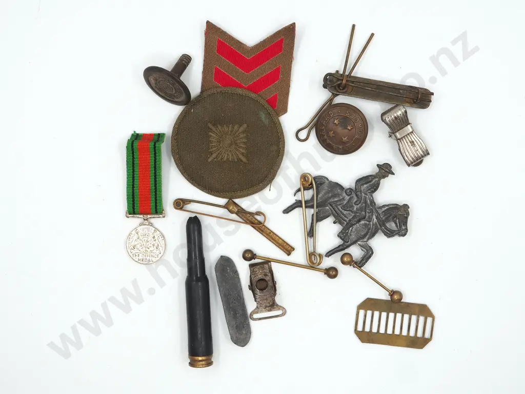 Assorted Lot of Military Related Small Items Image 1++