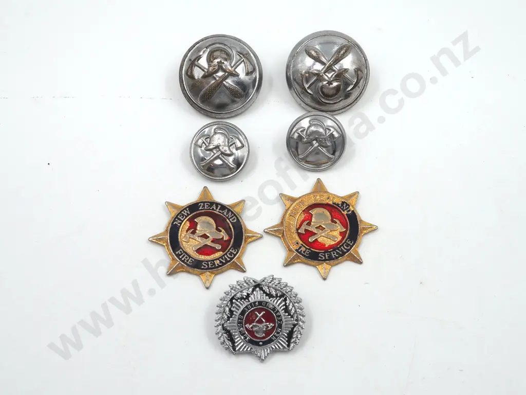 Assorted Lot of Fire Brigade Buttons & Lapel Badges Image 1++