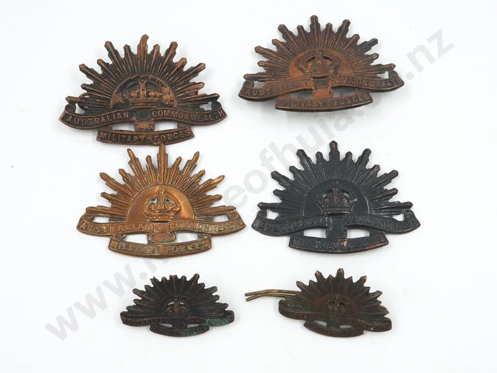 WW1/2 Assorted Australian Cap & Collar Badges Image 1++