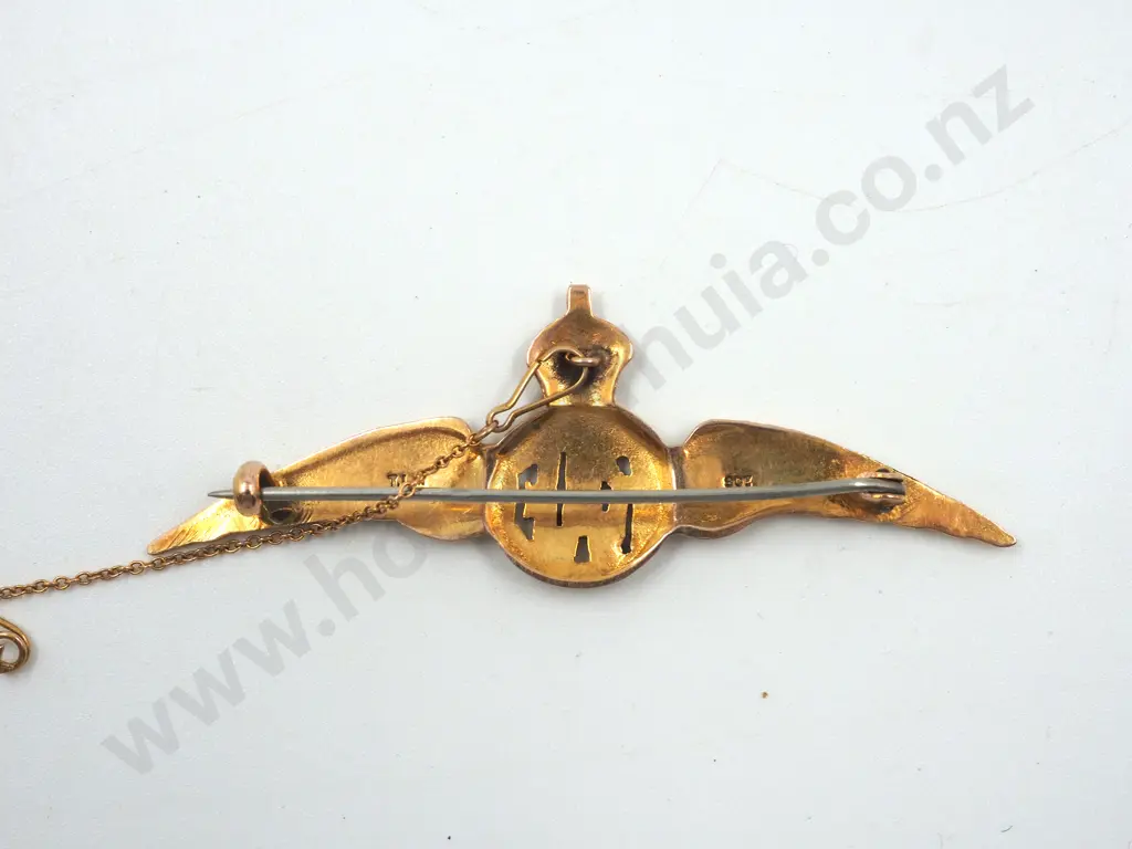9ct Gold Airforce Wings Image 1++
