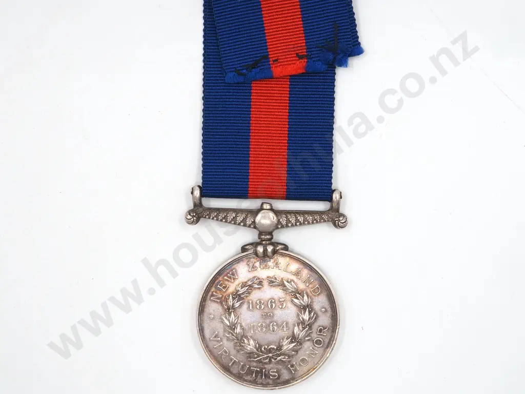 New Zealand War Medal to 557 M. Slattery 40th Regiment Image 1++